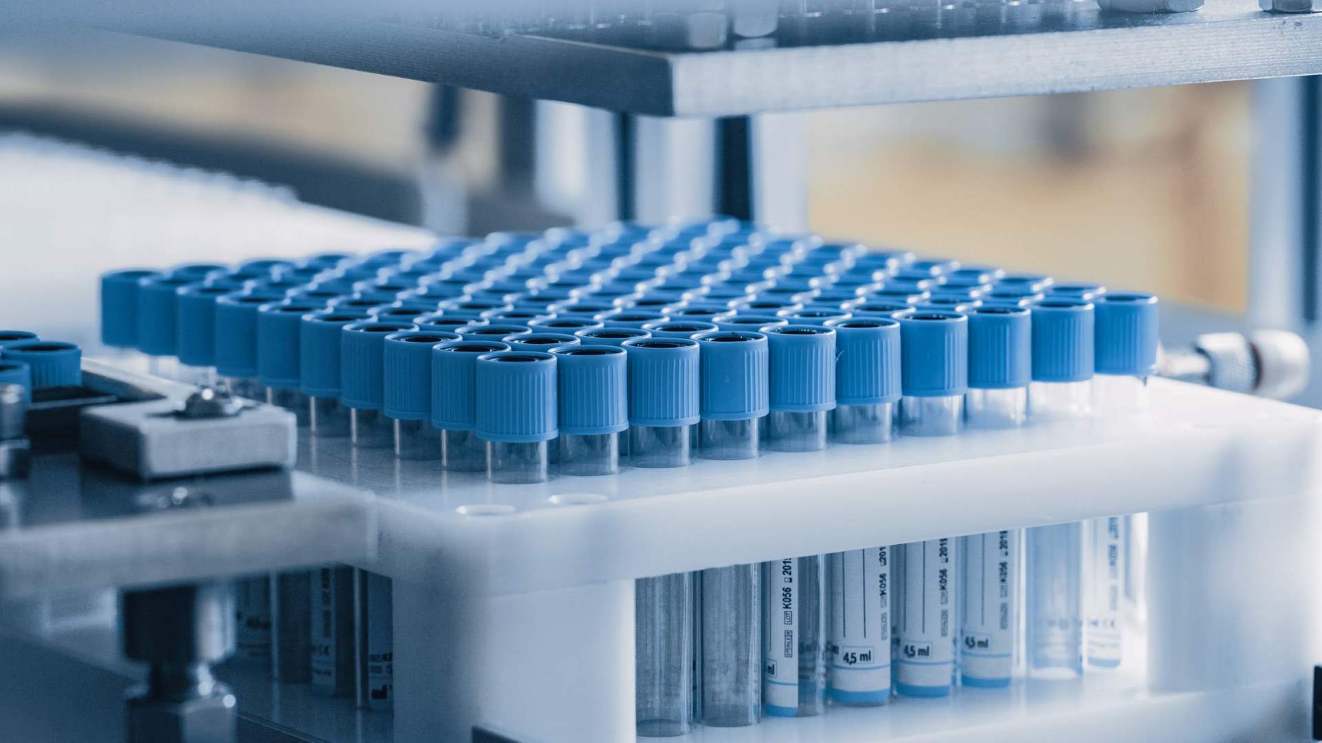 精密塑膠成型專家|碩朗塑膠 - 塑膠成型工廠與塑膠射出專家|碩朗塑膠 精密塑膠成型專家|碩朗塑膠